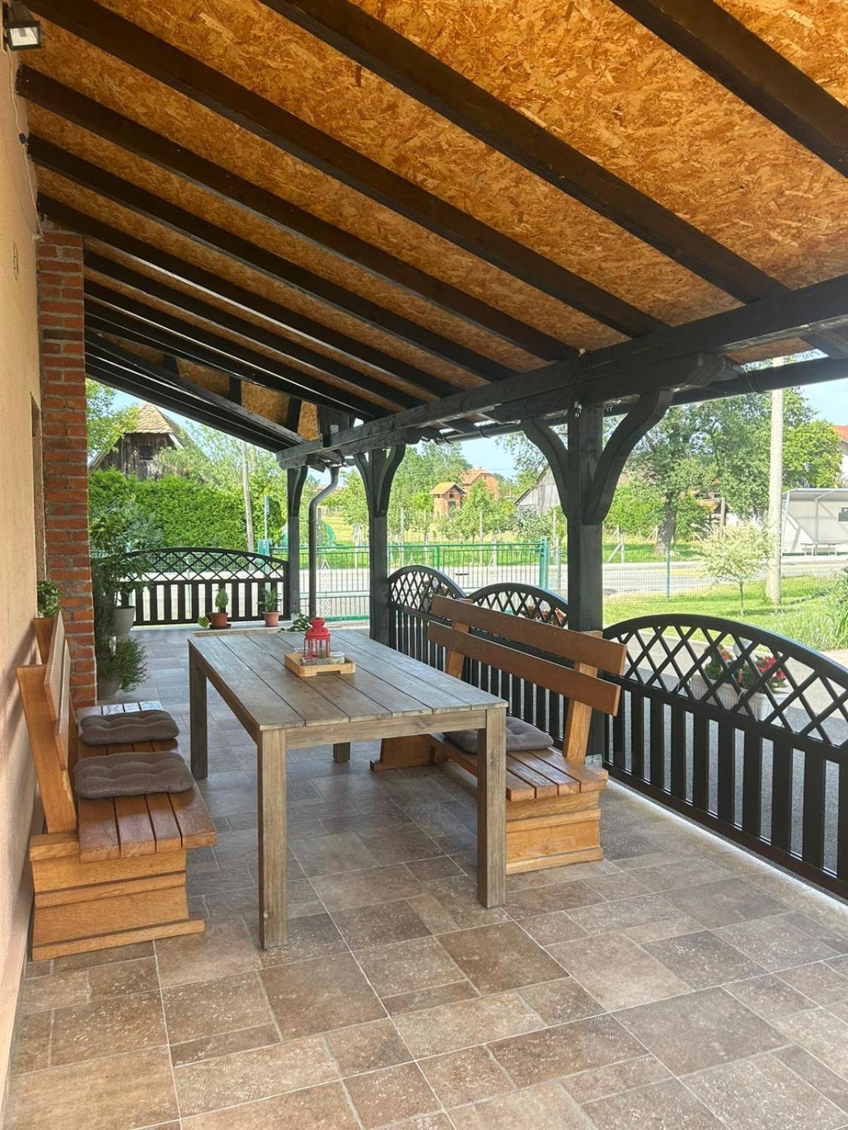 Guest House Studio Apartman Marina - With Jacuzzi, Free Parking, Pet Friendly Karlovac Dış mekan fotoğraf